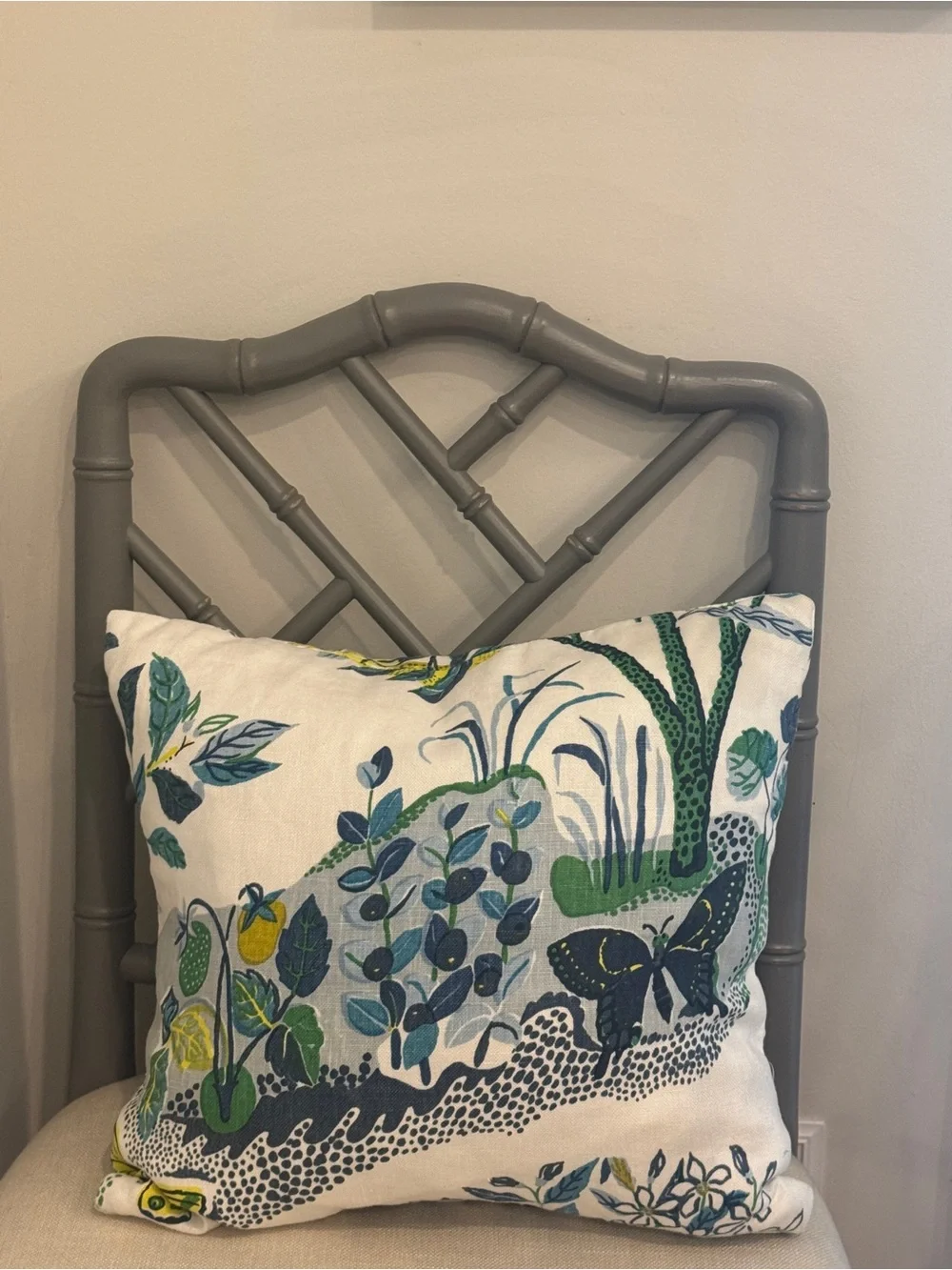SCHUMACHER CITRUS GARDEN OUTDOOR PILLOW